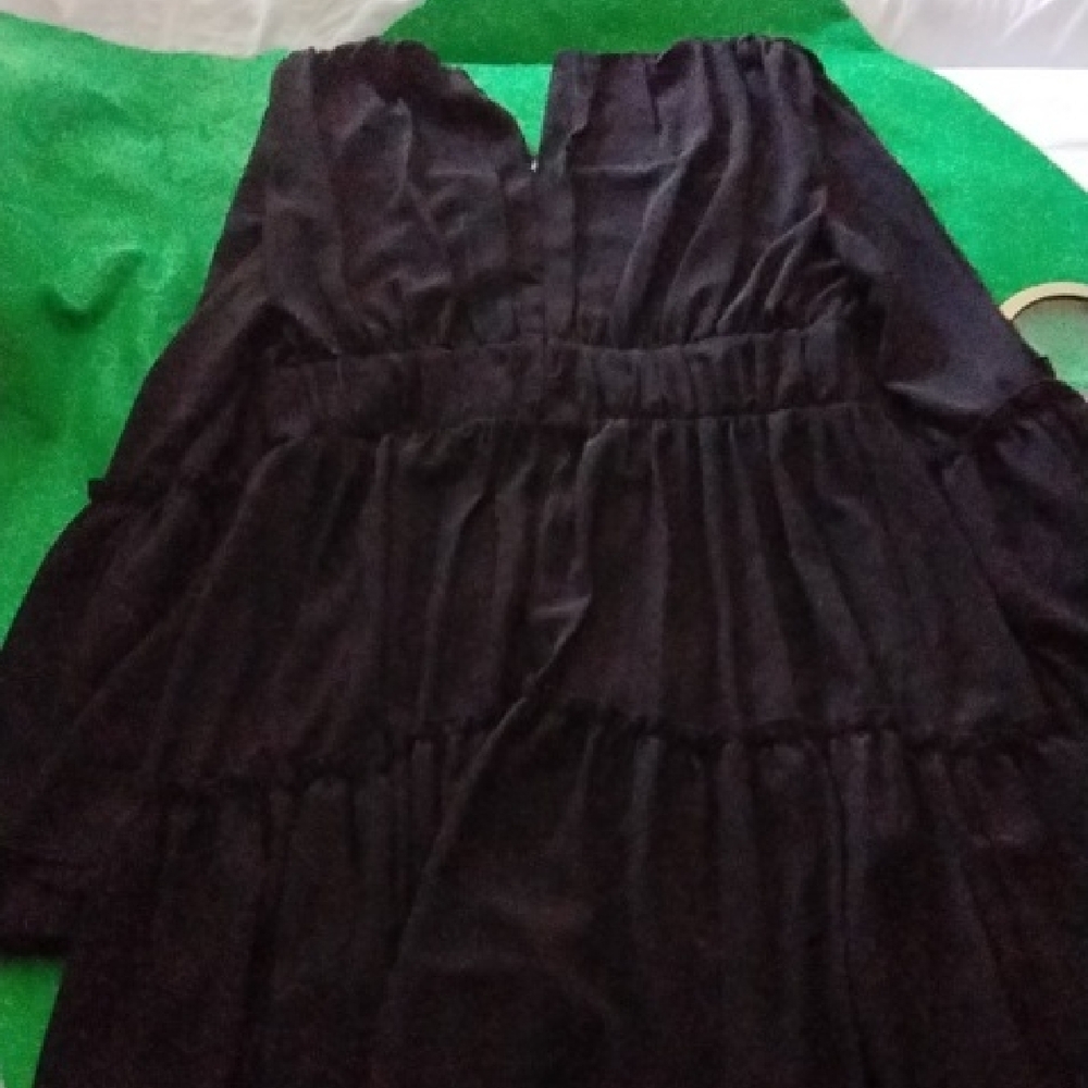 Chic Black Long Sleeve Dress - Picture 7 of 8